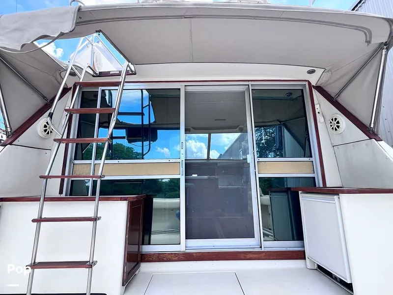 Slide: The Image of Sea Ray 390 Sportfish 1983 - 16526482