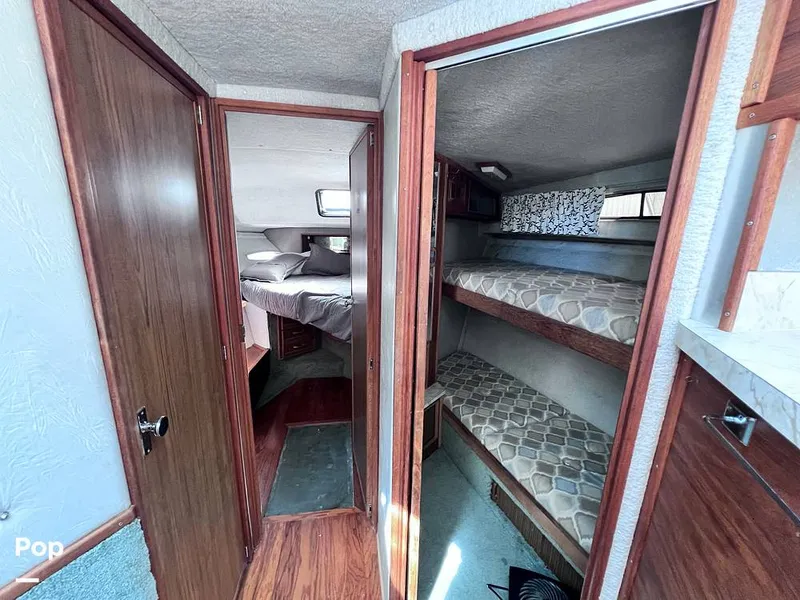 Slide: The Image of Sea Ray 390 Sportfish 1983 - 16526485