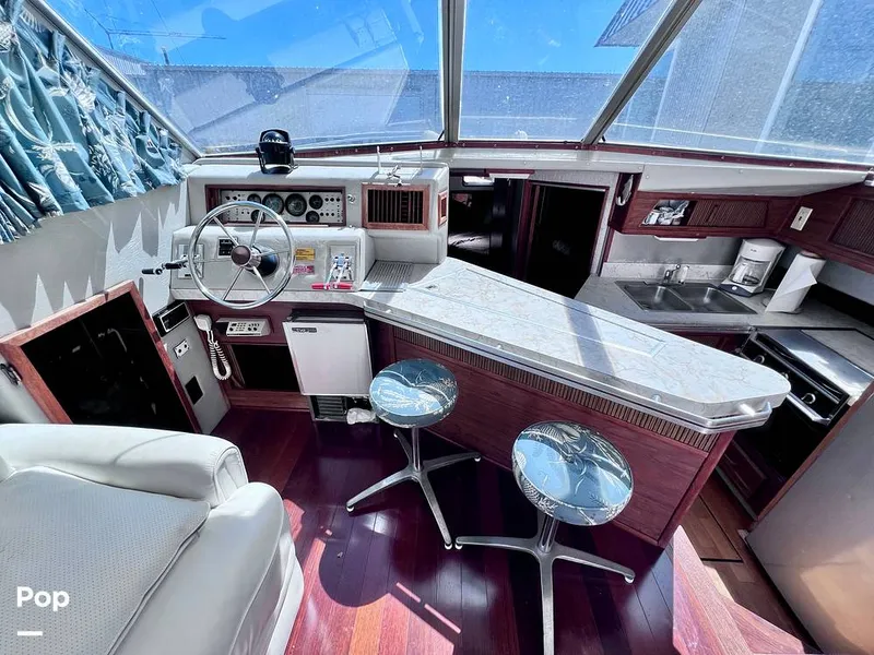 Slide: The Image of Sea Ray 390 Sportfish 1983 - 16517314
