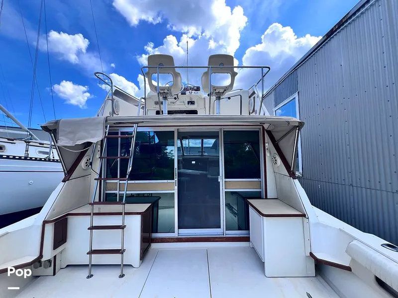 Slide: The Image of Sea Ray 390 Sportfish 1983 - 16526480