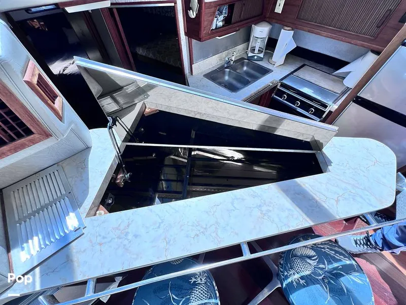 Slide: The Image of Sea Ray 390 Sportfish 1983 - 16517340