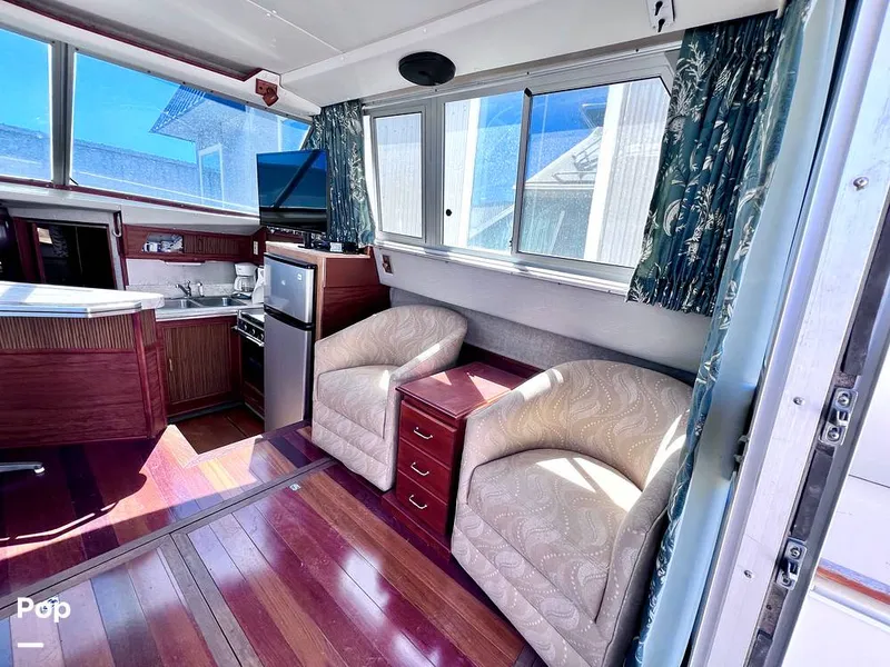 Slide: The Image of Sea Ray 390 Sportfish 1983 - 16517311