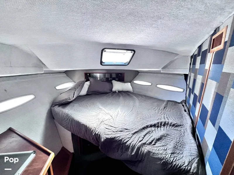Slide: The Image of Sea Ray 390 Sportfish 1983 - 16517361