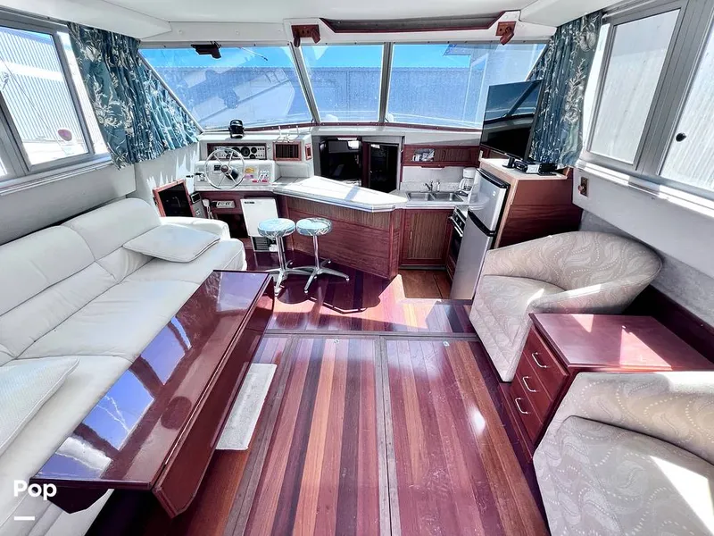 Slide: The Image of Sea Ray 390 Sportfish 1983 - 16517312