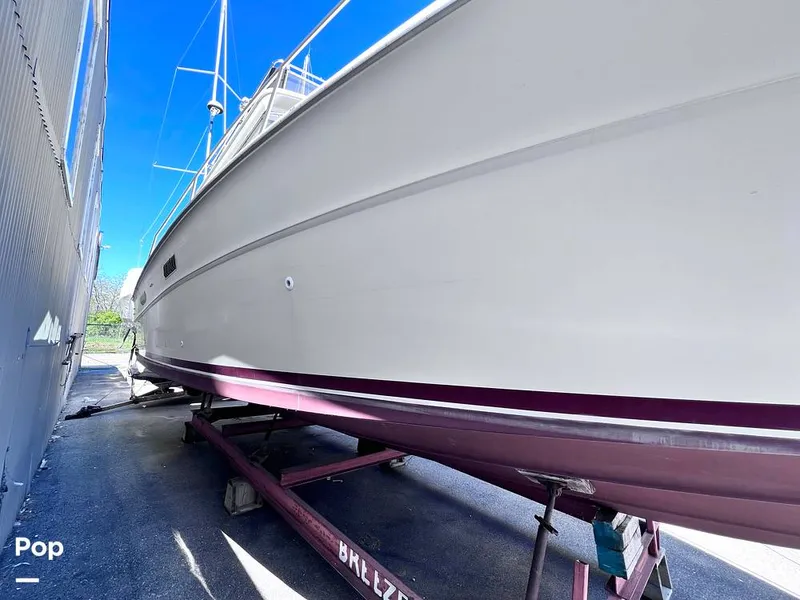 Slide: The Image of Sea Ray 390 Sportfish 1983 - 16517293
