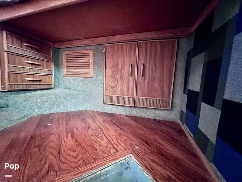 Slide: The Image of Sea Ray 390 Sportfish 1983 - 16517360