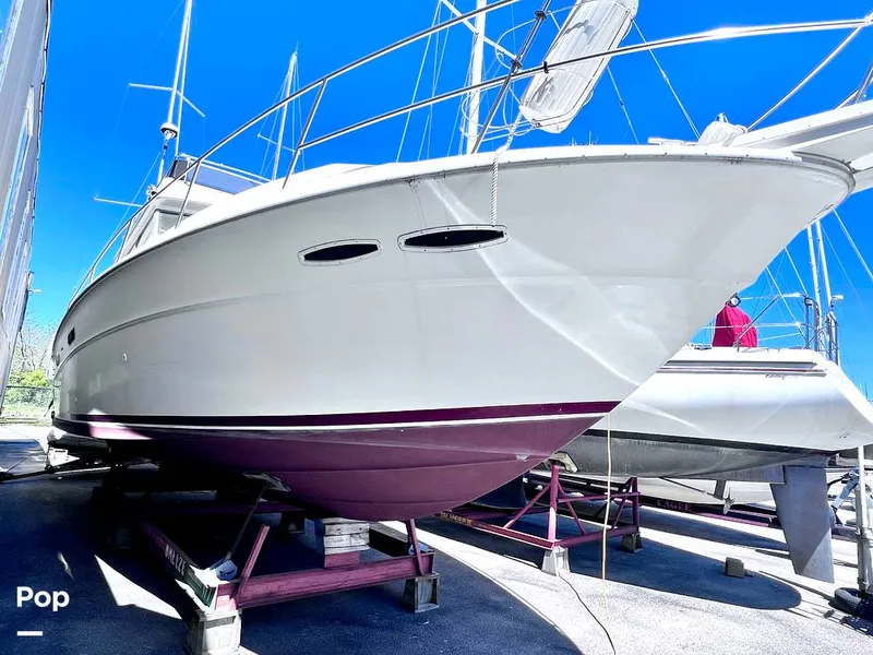 Slide: The Image of Sea Ray 390 Sportfish 1983 - 16517288