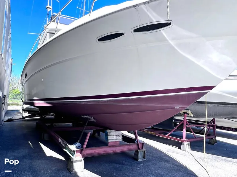 Slide: The Image of Sea Ray 390 Sportfish 1983 - 16517290