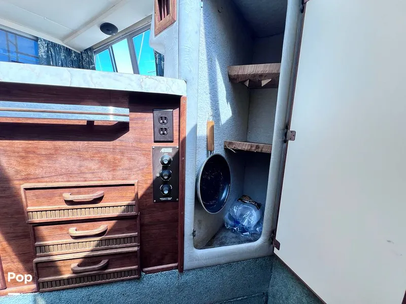 Slide: The Image of Sea Ray 390 Sportfish 1983 - 16517369