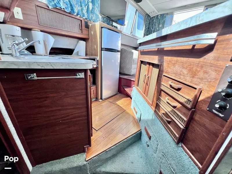 Slide: The Image of Sea Ray 390 Sportfish 1983 - 16517371
