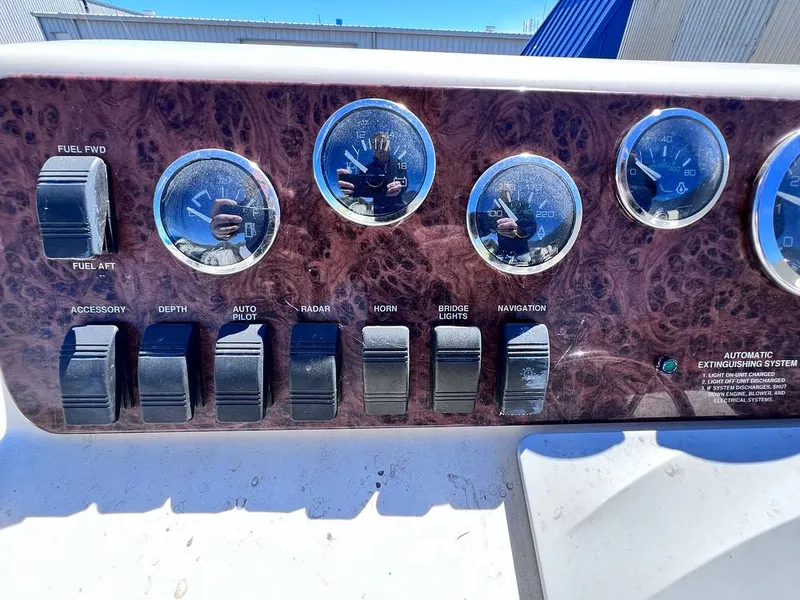 Slide: The Image of Sea Ray 390 Sportfish 1983 - 16517398
