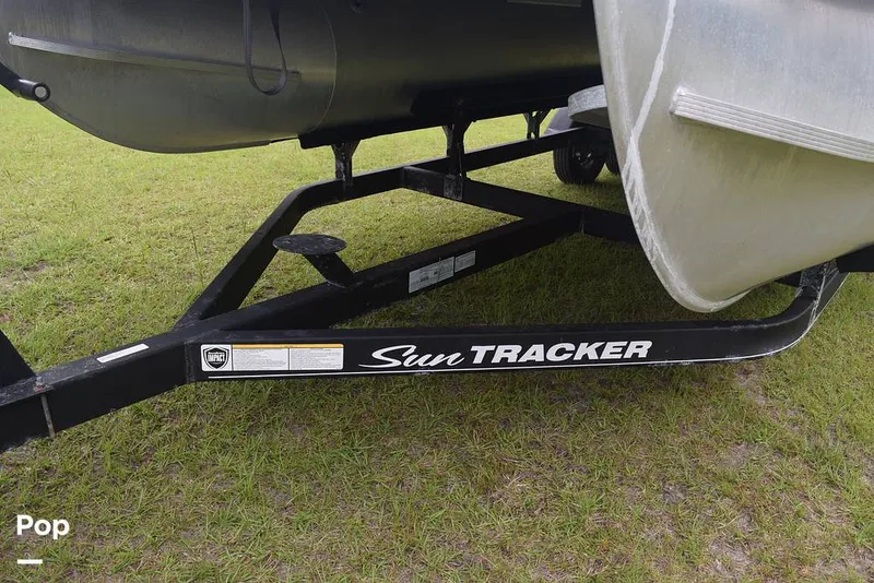 Slide: The Image of Sun Tracker DLX20 2018 - 16437992