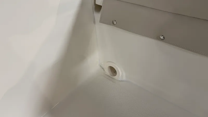 Slide: The Image of Boston Whaler 190 Montauk 2026 - 27