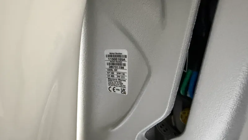 Slide: The Image of Boston Whaler 190 Montauk 2026 - 97