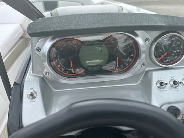 Slide: The Image of Scarab 215 HO 2015 - 11