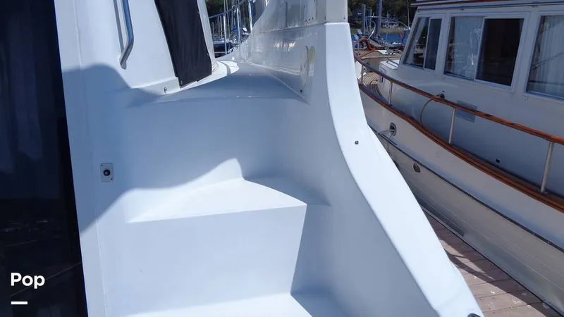 Slide: The Image of Carver Yachts Mariner 350 2000 - 16425607