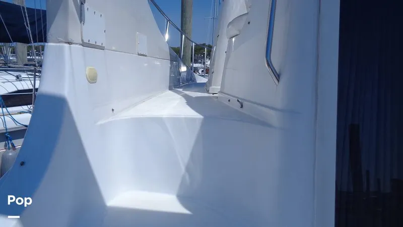 Slide: The Image of Carver Yachts Mariner 350 2000 - 16425608