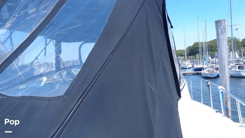 Slide: The Image of Carver Yachts Mariner 350 2000 - 16425610