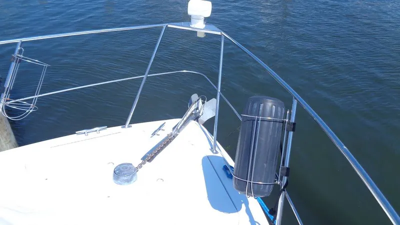 Slide: The Image of Carver Yachts Mariner 350 2000 - 16425612