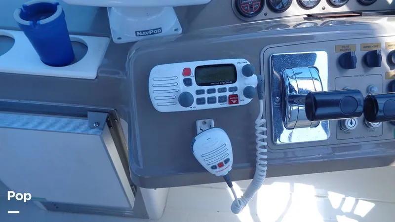 Slide: The Image of Carver Yachts Mariner 350 2000 - 16425628