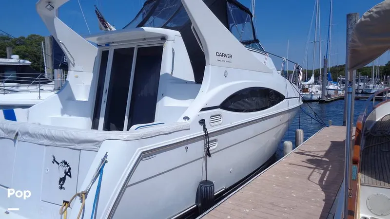 Slide: The Image of Carver Yachts Mariner 350 2000 - 16425596
