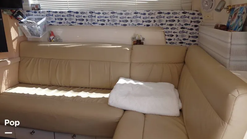 Slide: The Image of Carver Yachts Mariner 350 2000 - 16425645