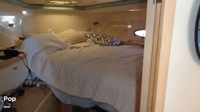 Slide: The Image of Carver Yachts Mariner 350 2000 - 16425666