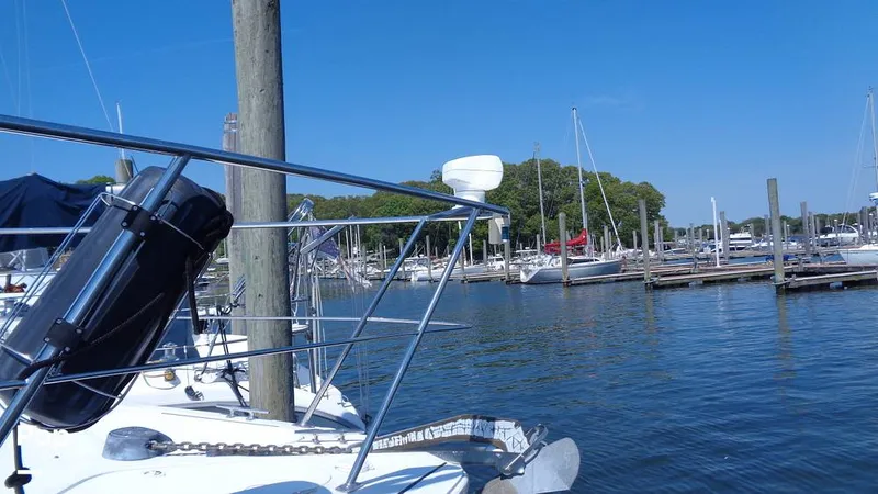 Slide: The Image of Carver Yachts Mariner 350 2000 - 16425600