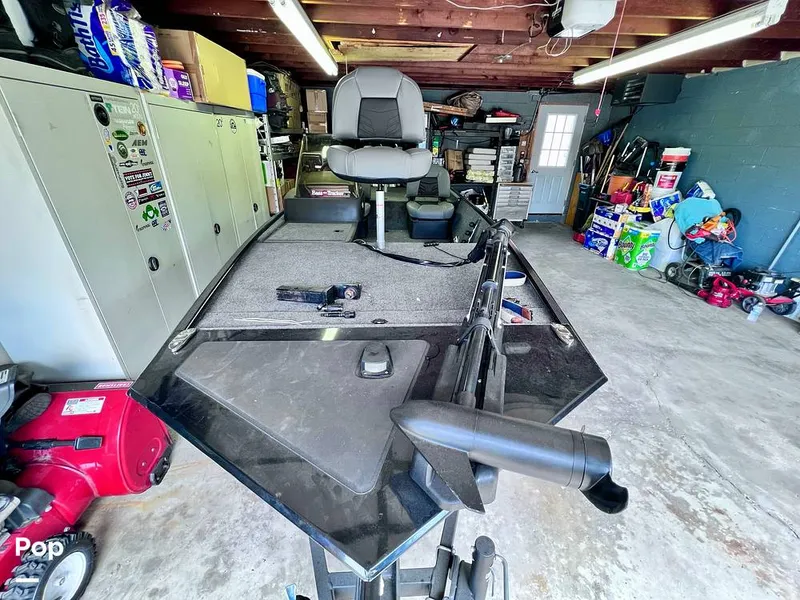 Slide: The Image of Bass Tracker Classic XL 2023 - 16449621