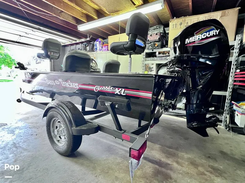 Slide: The Image of Bass Tracker Classic XL 2023 - 16449631