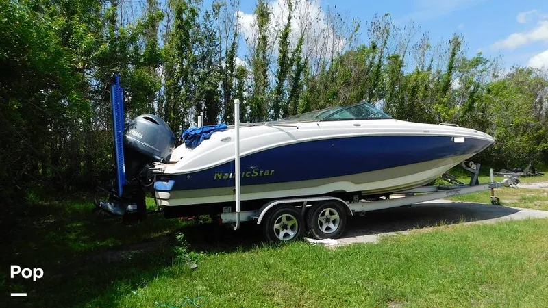 Slide: The Image of NauticStar 243 DC 2019 - 16519395