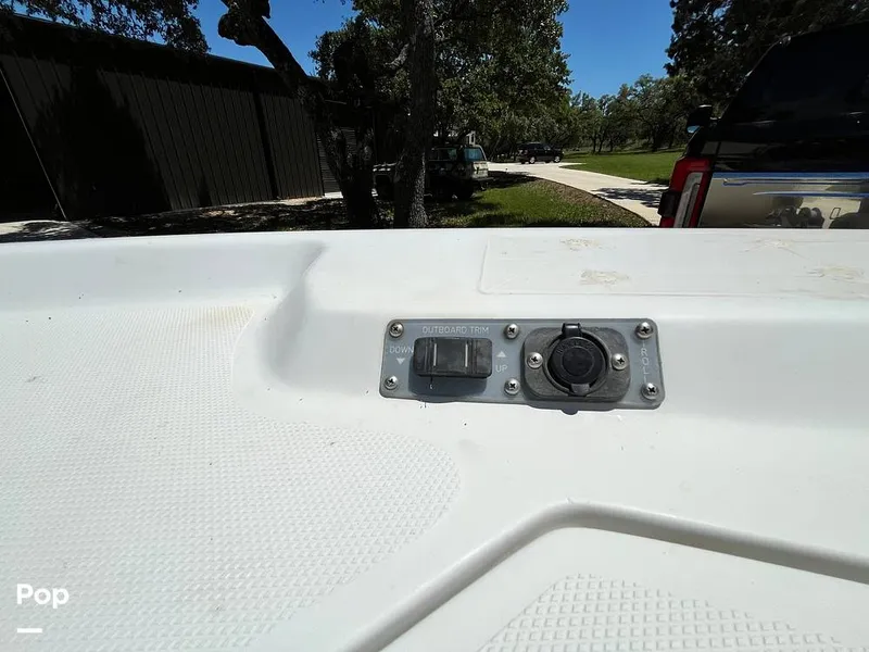Slide: The Image of Dynasty Fishmaster 2300 BB Travis Edition 2000 - 16425349