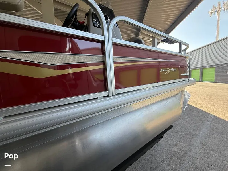 Slide: The Image of Sun Tracker BASS-BUGGY 18 DLX 2025 - 16445744