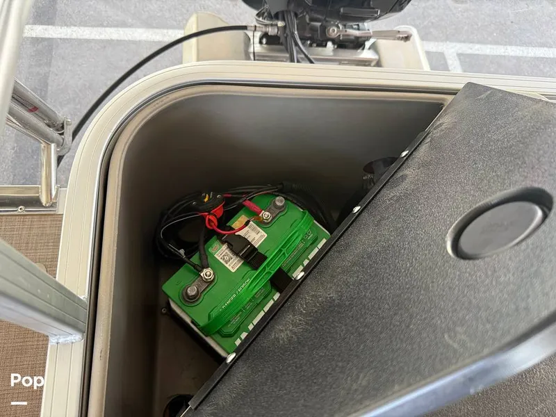 Slide: The Image of Battery - 16445765