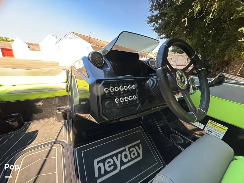 Slide: The Image of Heyday Wake Boats WT-2 2018 - 16558244