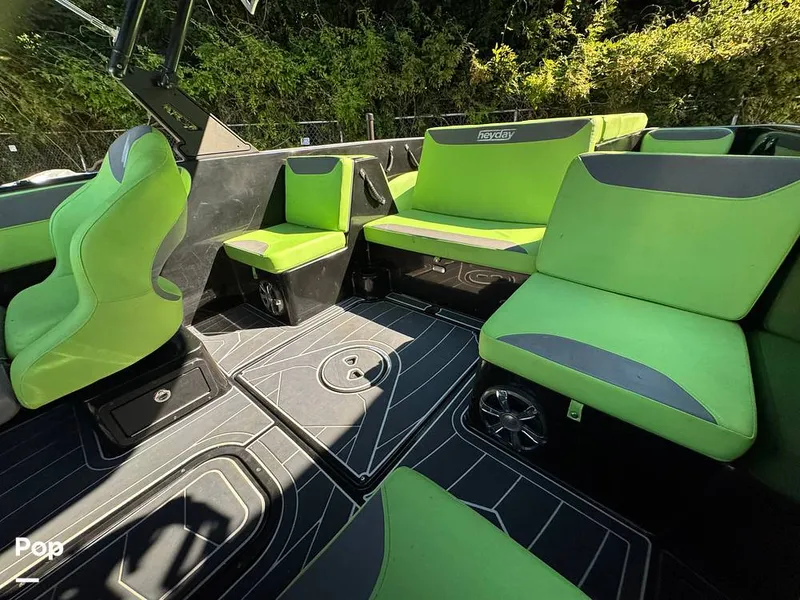 Slide: The Image of Heyday Wake Boats WT-2 2018 - 16558250