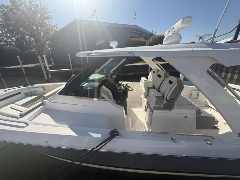 Slide: The Image of Tiara 34LS 2025 - 14