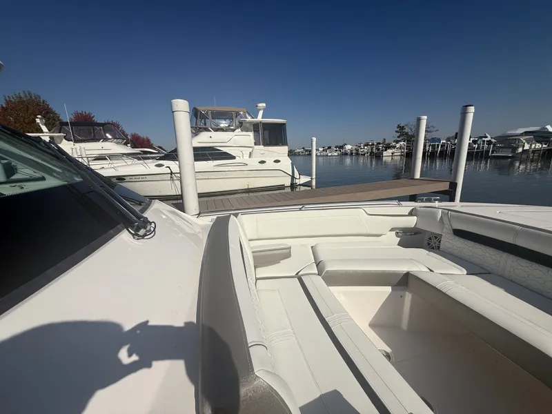 Slide: The Image of Tiara 34LS 2025 - 19