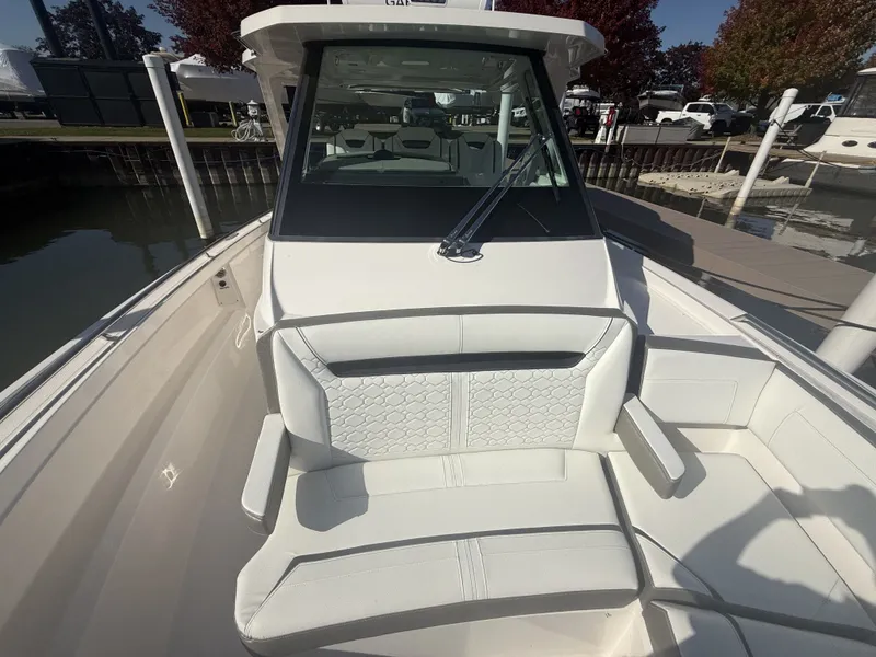 Slide: The Image of Tiara 34LS 2025 - 22