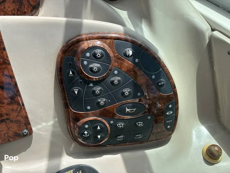 Slide: The Image of Sea Ray 280 Sundancer 2005 - 16514747