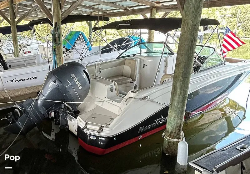 The Image of NauticStar 223 DC Sport Deck 2016 - 16432649