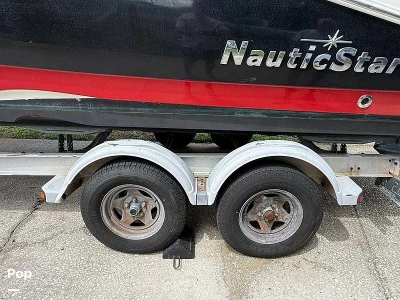 Slide: The Image of NauticStar 223 DC Sport Deck 2016 - 16456239