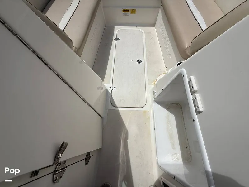 Slide: The Image of NauticStar 223 DC Sport Deck 2016 - 16456174