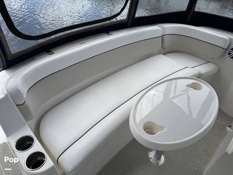 Slide: The Image of Rinker 320 Express Cruiser 2006 - 16473605