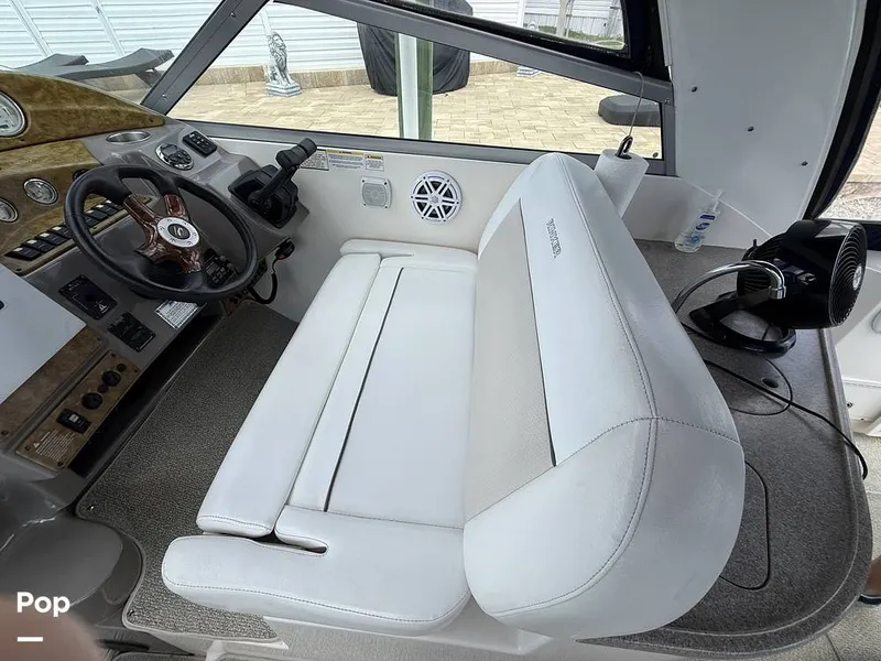 Slide: The Image of Peace of mind: Ask for a complimentary BoatHistoryReport report ($39.99 value) - I1