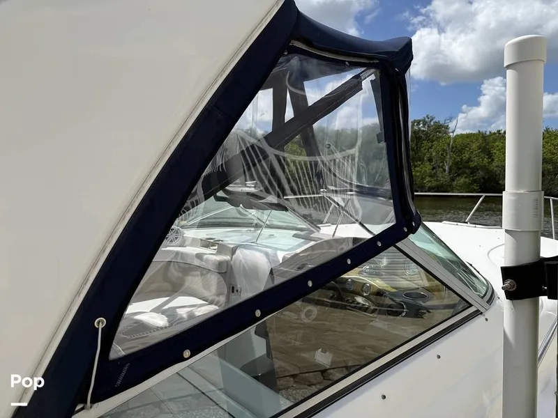 Slide: The Image of Rinker 320 Express Cruiser 2006 - 16473243