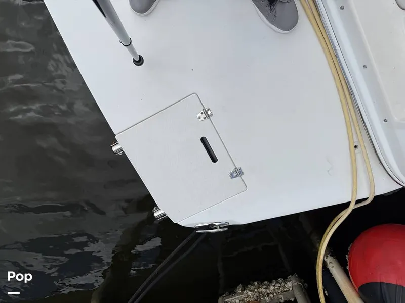 Slide: The Image of Rinker 320 Express Cruiser 2006 - 16473260
