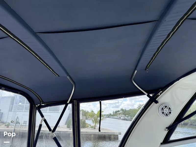 Slide: The Image of Rinker 320 Express Cruiser 2006 - 16473268