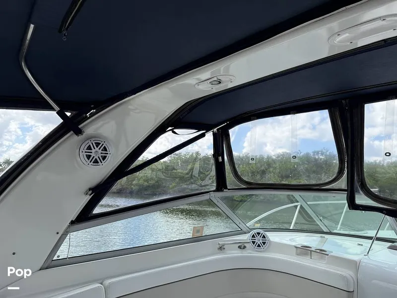 Slide: The Image of Rinker 320 Express Cruiser 2006 - 16473273