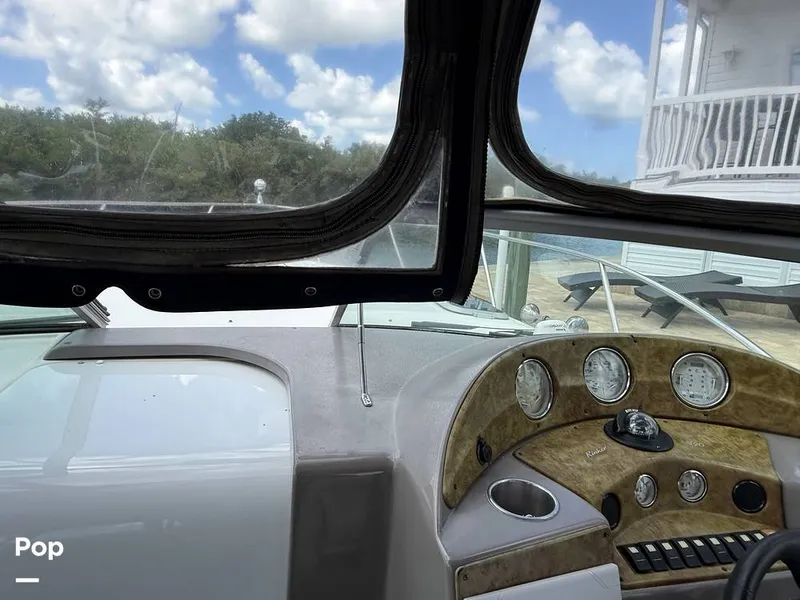Slide: The Image of Rinker 320 Express Cruiser 2006 - 16473289